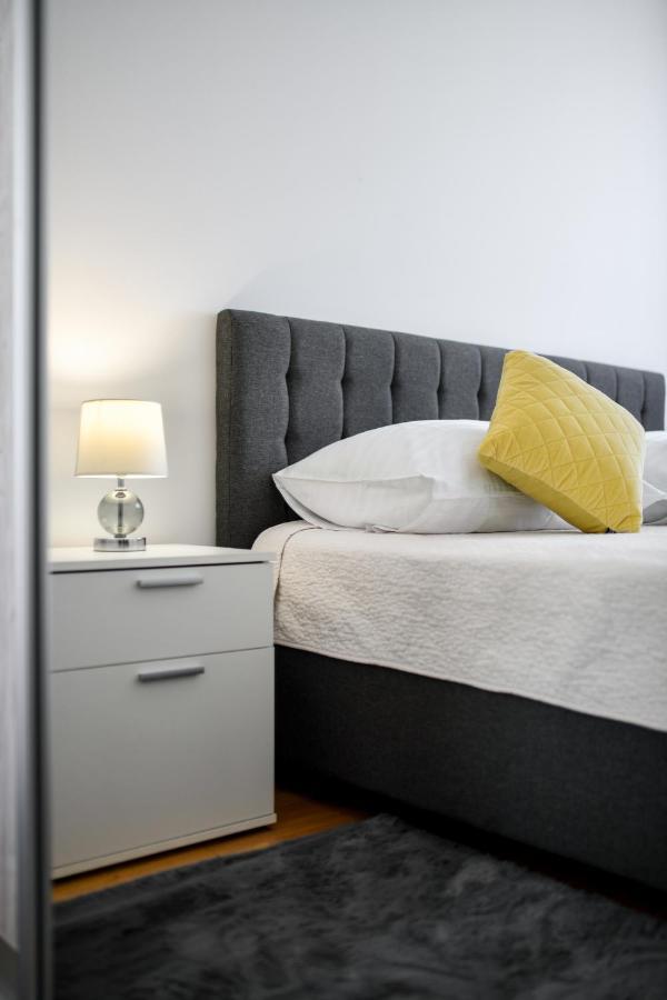 Modern Apartment For 2025' Vacation In Zadar Eksteriør bilde