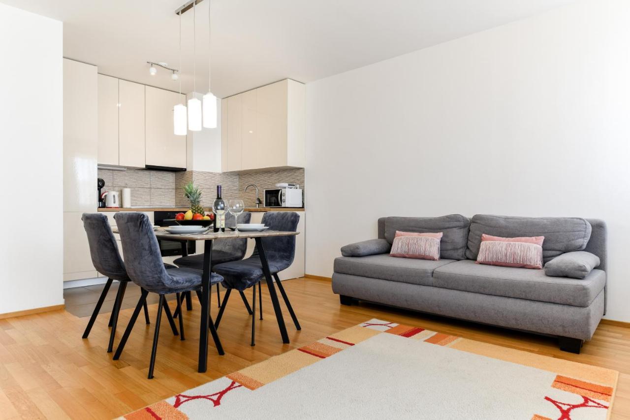 Modern Apartment For 2025' Vacation In Zadar Eksteriør bilde