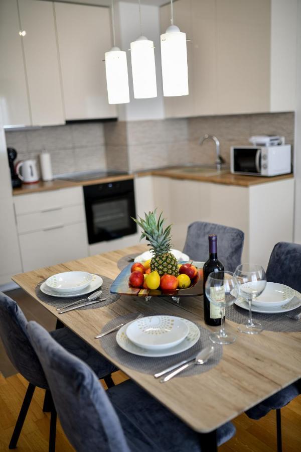 Modern Apartment For 2025' Vacation In Zadar Eksteriør bilde