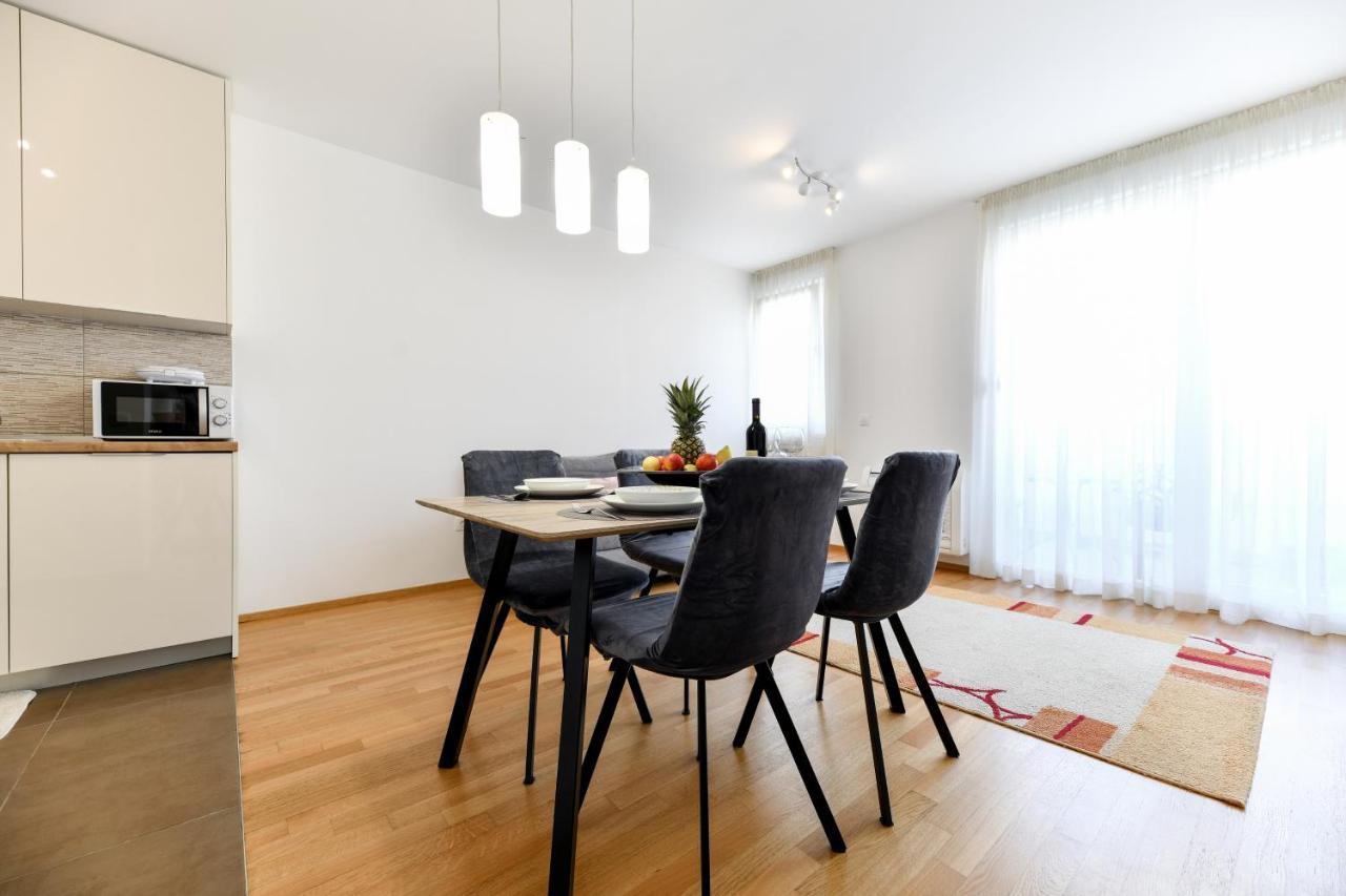 Modern Apartment For 2025' Vacation In Zadar Eksteriør bilde